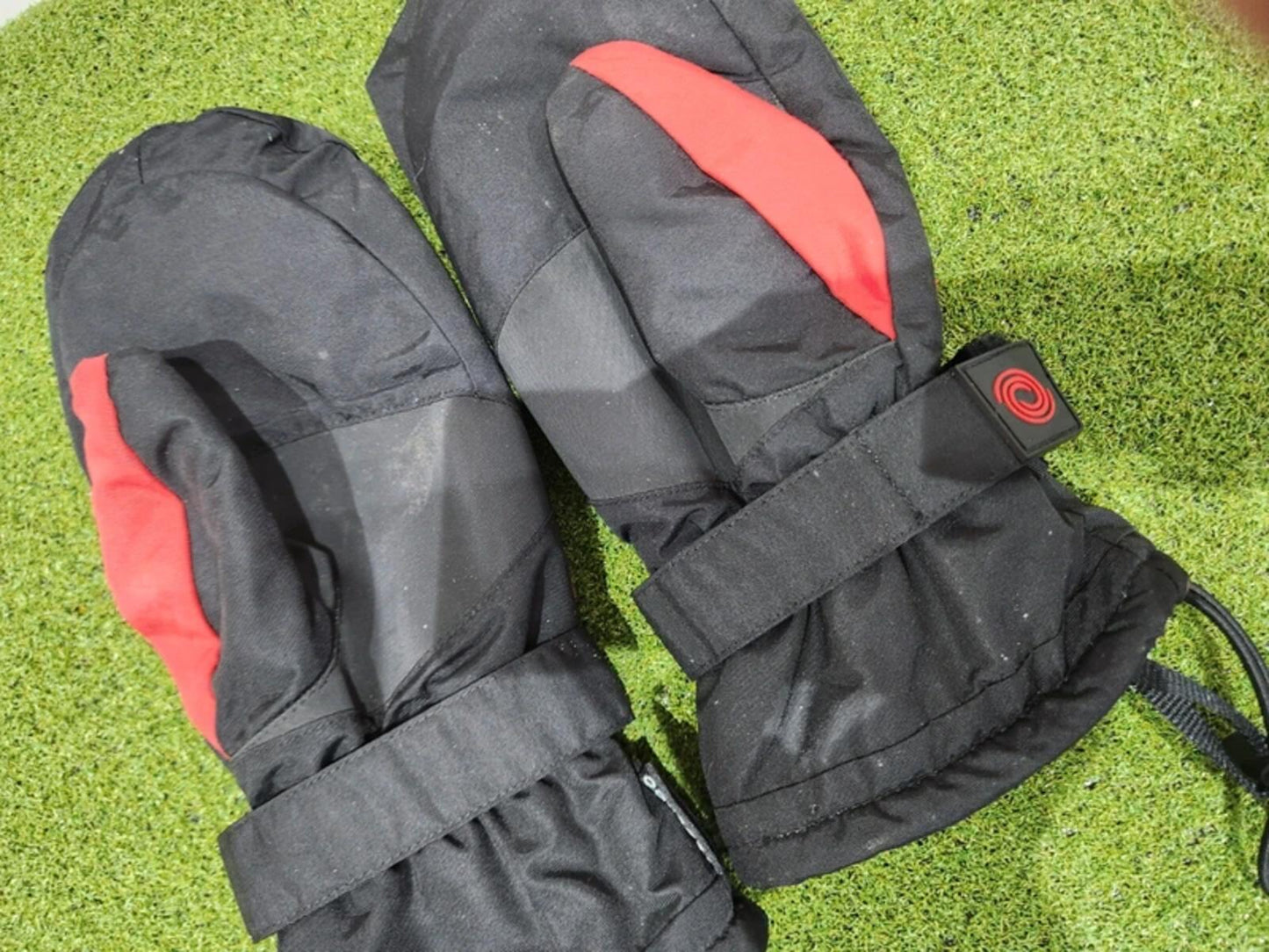 Odyssey Winter Golf Mitts - Black/Red - Awesome Branding