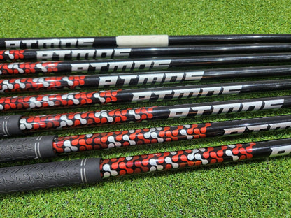TaylorMade M4 Iron Set - 4-PW + SW - Men's RH - Regular Flex