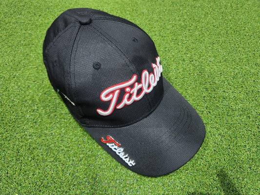 Black Titleist Golf Cap - One Size Fits All - Fixed Metal Badge - RARE