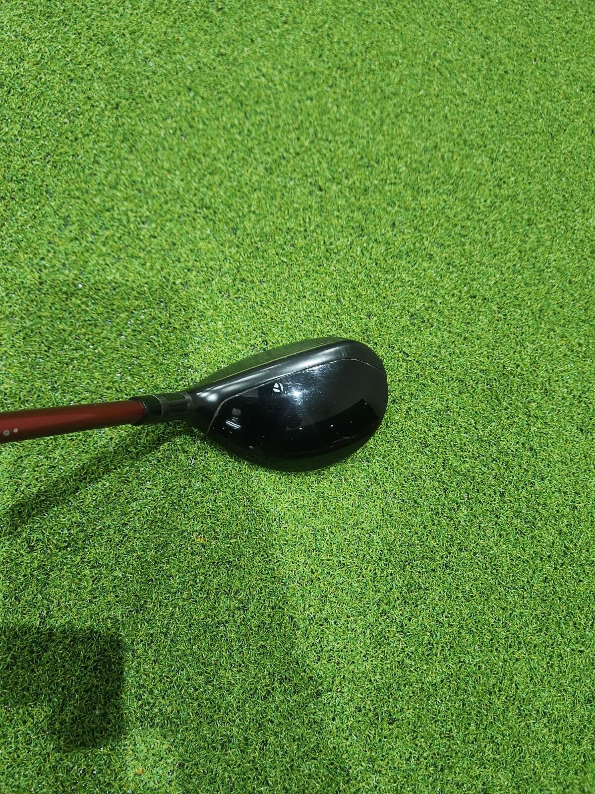 TaylorMade Stealth 2 HD #4 Hybrid - 23° Loft - Men's RH - Regular Flex