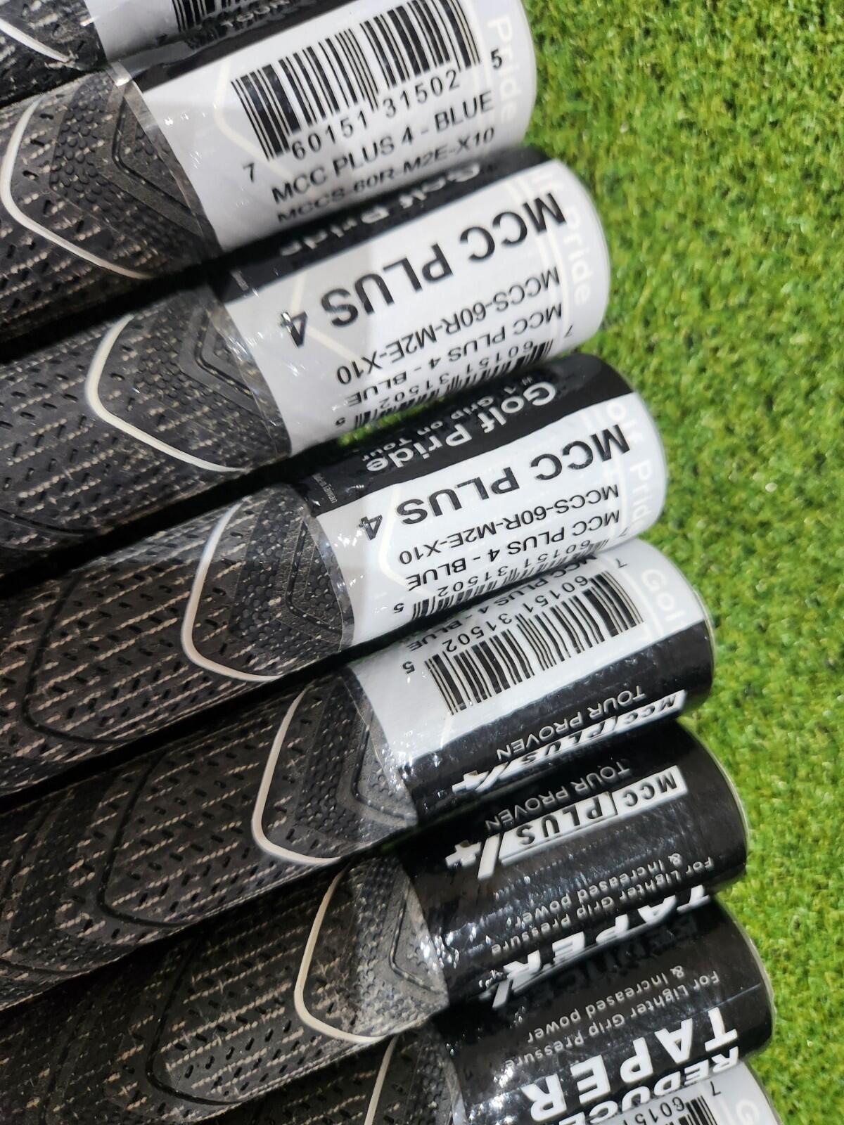 Genuine Golf Pride MCC Plus 4 Midsize Golf Grips - Black/Blue