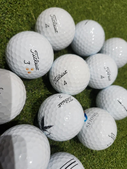 12 x Titleist Pro V1 Pearl Grade 2nd Chance Golf Balls - White - Great Value