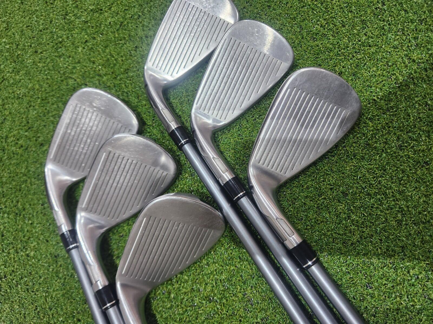 TaylorMade Stealth Irons - 6-PW + AW - Mens RH - Regular Flex Graphite Shafts