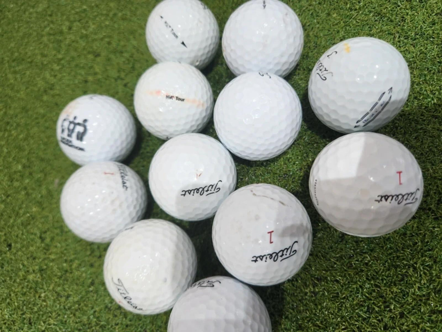 12 x Mixed Titleist Grade A/B 2nd Chance Golf Balls - White