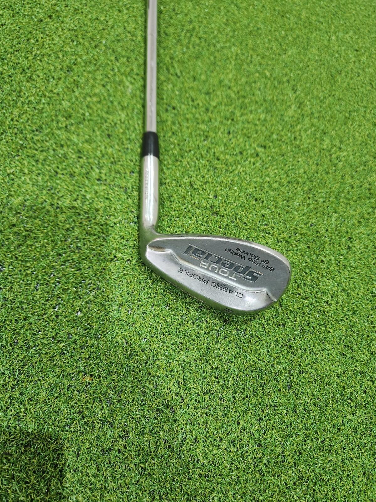 Dunlop Tour Special "Flop" Lob Wedge - 64° Loft - 6° Bounce- Men's RH