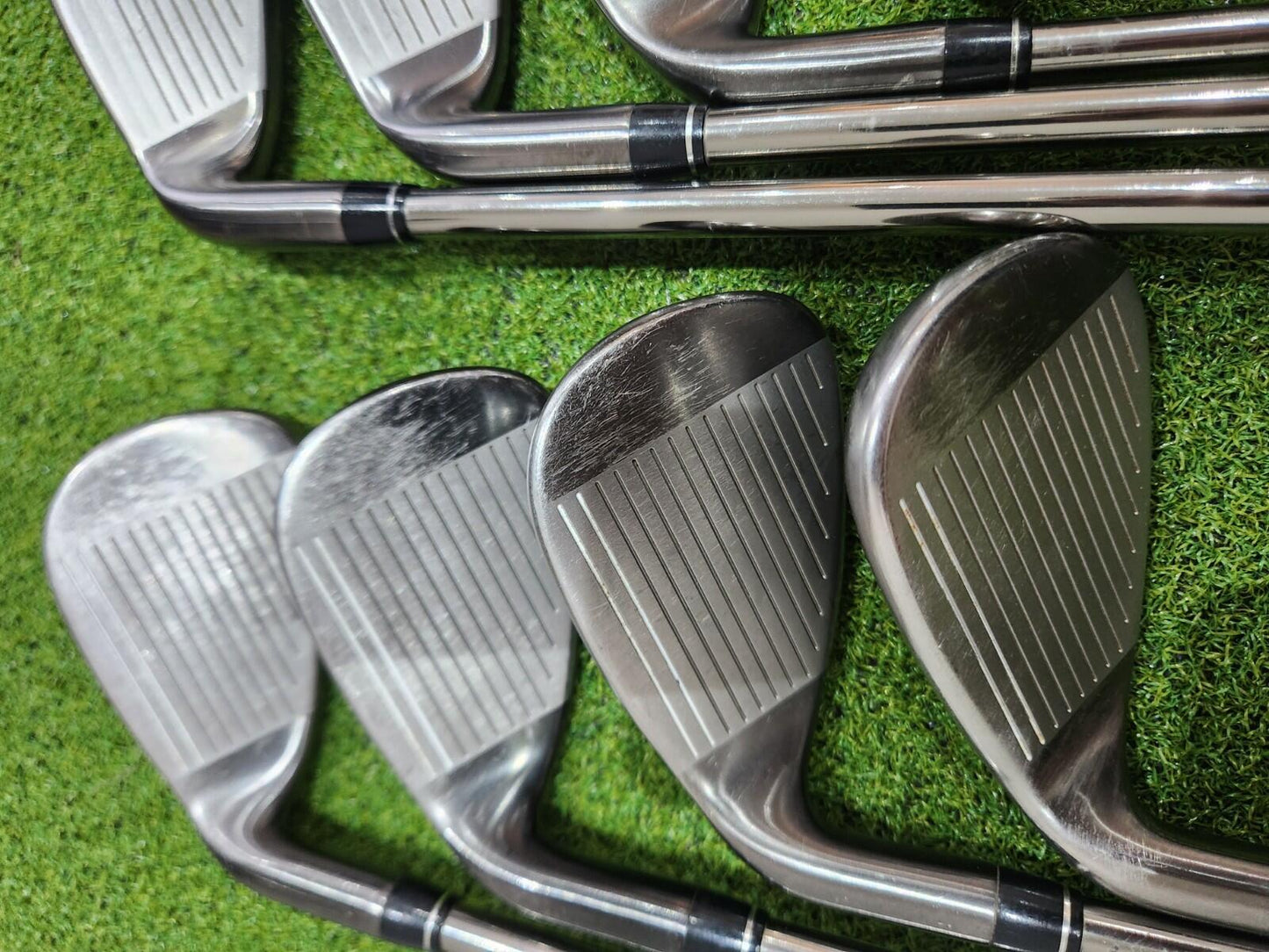 Callaway Big Bertha Irons - 4-PW+SW - Men's RH - Graphite Stiff Flex - New Grips