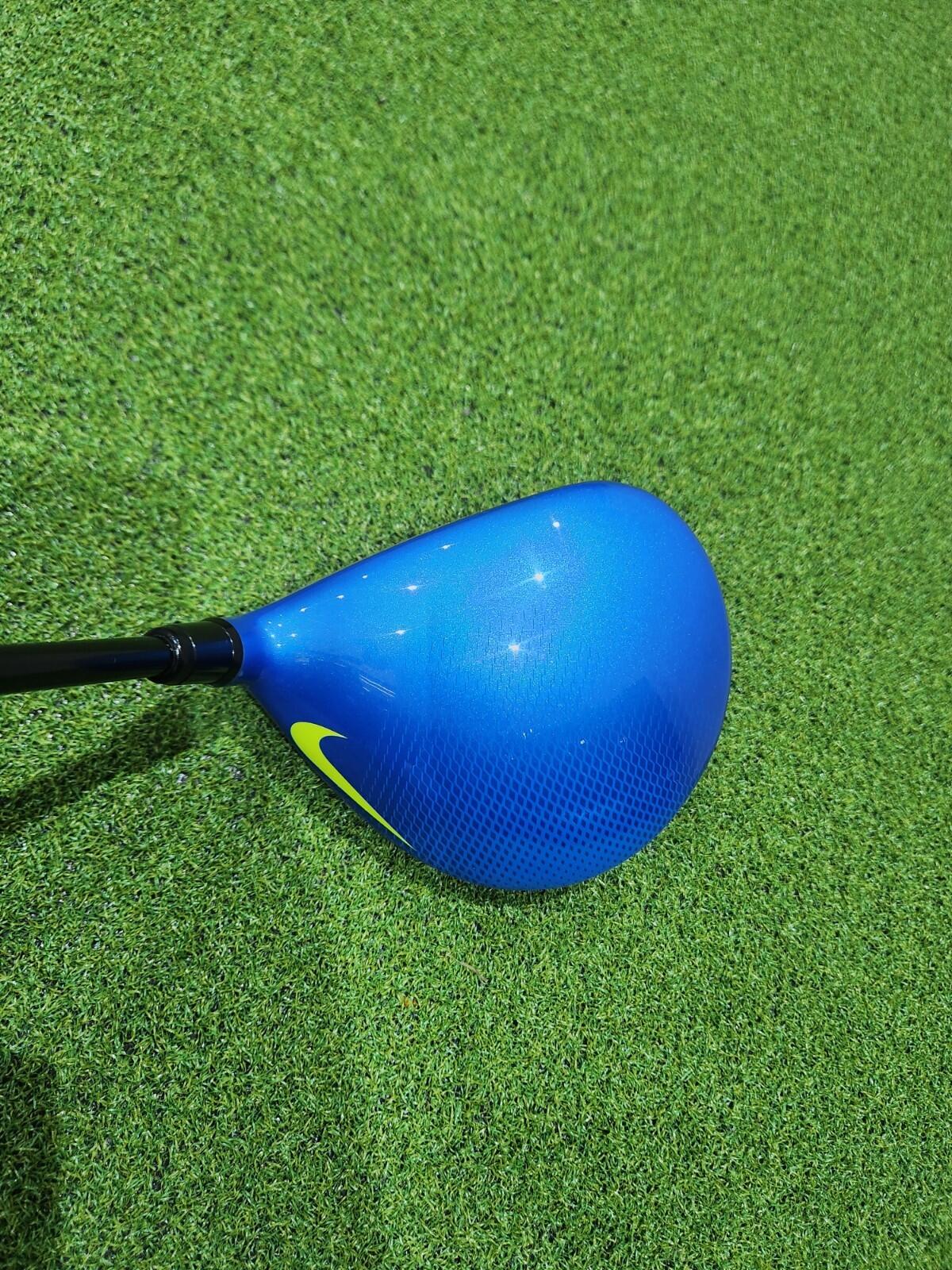 Nike Vapor Fly Golf Driver - 10.5° Adjustable Loft - Mens RH - Stiff Flex - MINT