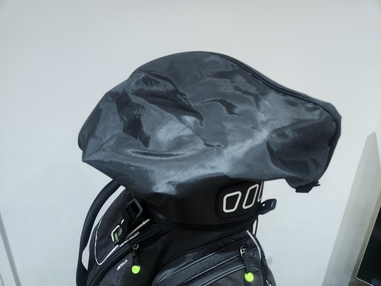 NEW Clicgear B3 Golf Cart Bag -Black/Lime - Packed With Features - FREE Towel