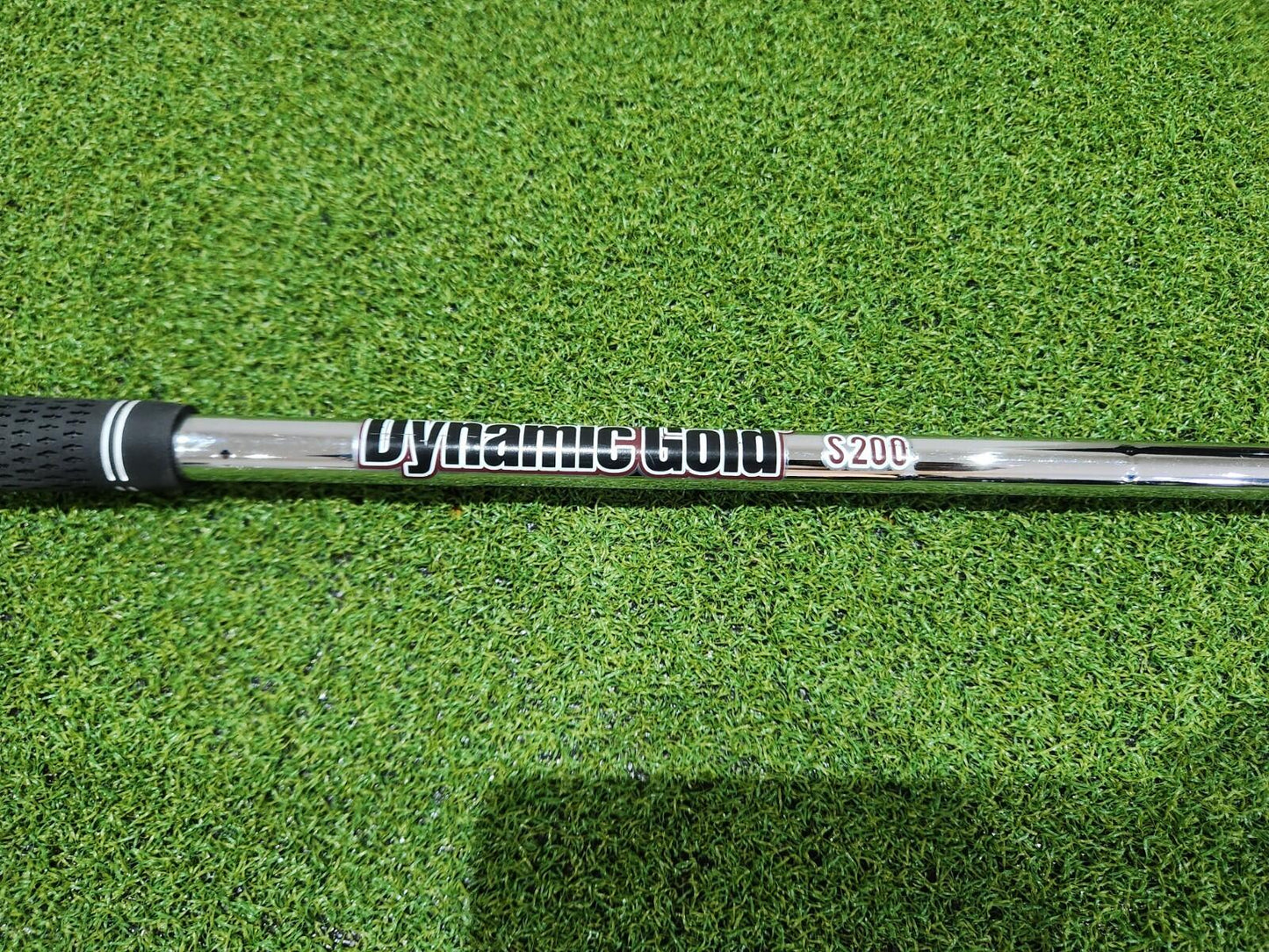 TaylorMade Milled Grind 2 Sand Wedge - 56° / SB12 - Mens RH - DG S200 Stiff Flex