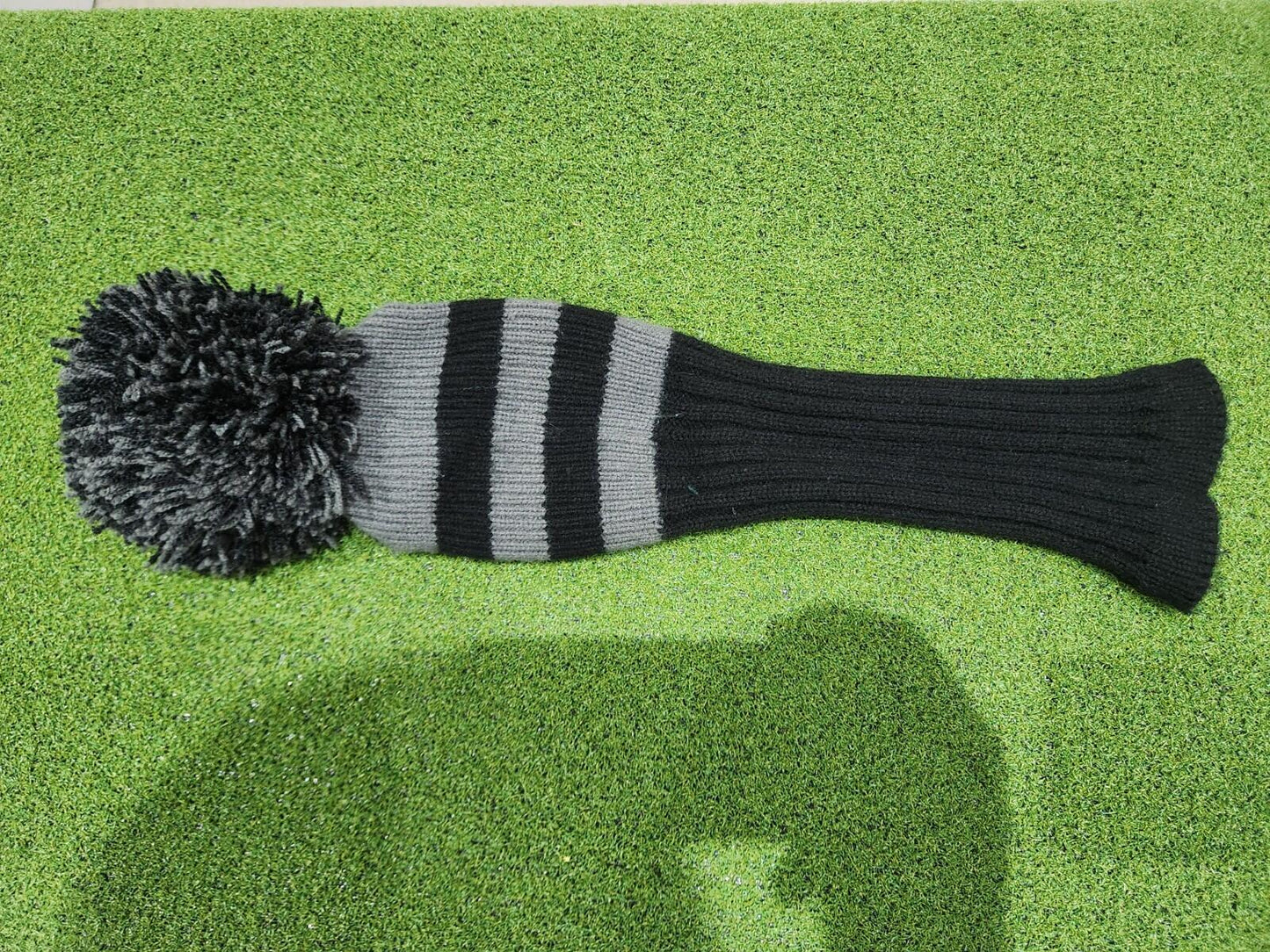 Golf Locker Pom Pom Golf Driver Headcover - Black/Grey